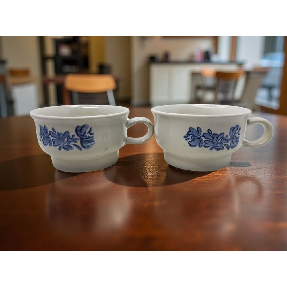 Pair Of Vintage Pfaltzgraff yorktowne Ironstone Blue Floral Coffee,Soup Mugs - Picture 4 of 13